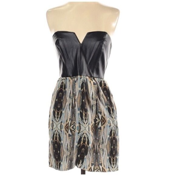 Ladakh Sz 2 Black Faux Leather Strapless Mini Dress Faux Wrap Tulip Snake Print - Picture 4 of 11